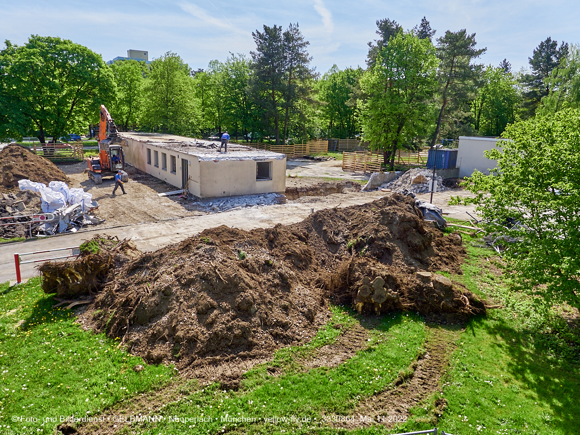 11.05.2022 - Baustelle am Haus für Kinder in Neuperlach